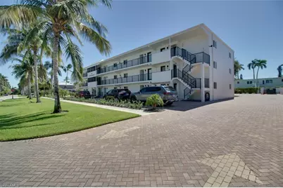 250 7th Ave S #305, Naples, FL 34102 - Photo 19