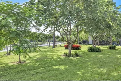 1223 Commonwealth Cir #101, Naples, FL 34116 - Photo 29