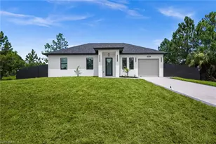 1039 Bassinger Ave S, Lehigh Acres, FL 33974 - Photo 5