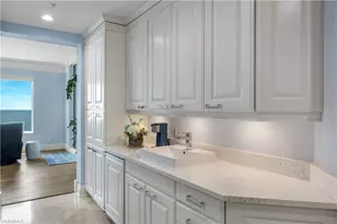 81 Seagate Dr, Naples, FL 34103 - Photo 9
