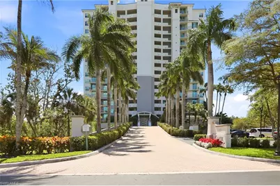 425 Cove Tower Dr #1002, Naples, FL 34110 - Photo 3