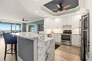 425 Cove Tower Dr, Naples, FL 34110 - Photo 1