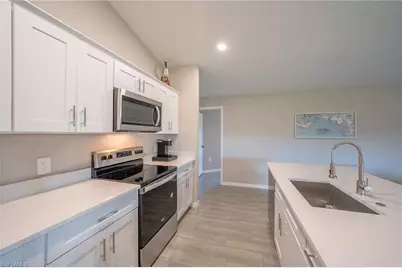 8152 Pelican Rd, Fort Myers, FL 33967 - Photo 11
