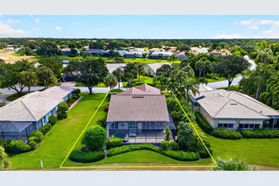 13360 Southampton Dr, Bonita Springs, FL 34135 - Photo 29