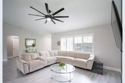 3470 White Blvd, Naples, FL 34117 - Photo 7