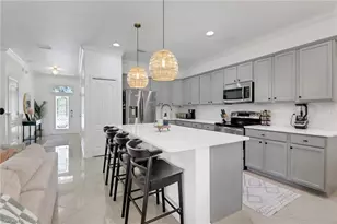 11295 Red Bluff Ln, Fort Myers, FL 33912 - Photo 9