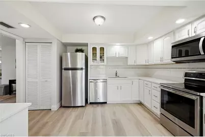 428 Meadowlark Ln #428-B, Naples, FL 34105 - Photo 5