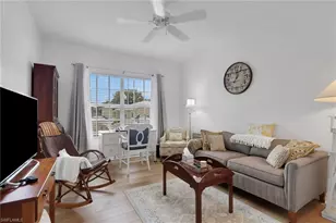 680 Wiggins Lake Dr, Naples, FL 34110 - Photo 17