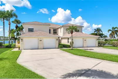 2390 Piccadilly Circus #202, Naples, FL 34112 - Photo 3