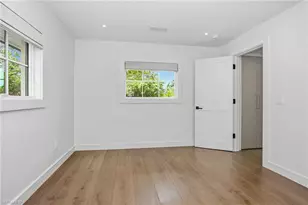 664 Pompano Dr, Naples, FL 34110 - Photo 33