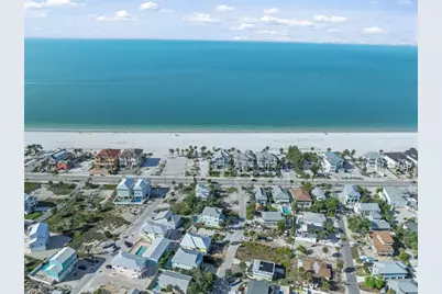 100 Washington Ave, Fort Myers Beach, FL 33931 - Photo 11
