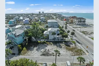 100 Washington Ave, Fort Myers Beach, FL 33931 - Photo 3
