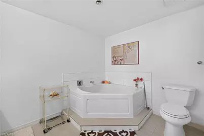 7515 Pelican Bay Blvd #17B, Naples, FL 34108 - Photo 7