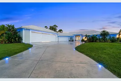 18683 Baseleg Ave, North Fort Myers, FL 33917 - Photo 5
