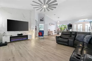18683 Baseleg Ave, North Fort Myers, FL 33917 - Photo 13