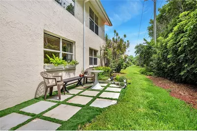 4716 Via Carmen, Naples, FL 34105 - Photo 19