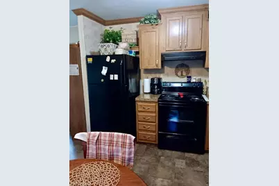 17749 SE 156th Place Rd, Weirsdale, FL 32195 - Photo 9