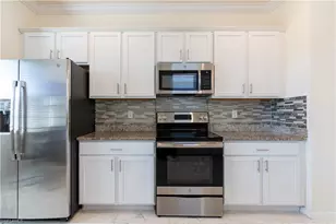 3669 Crimson Ln, Fort Myers, FL 33916 - Photo 9