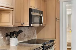 4005 Gulf Shore Blvd N, Naples, FL 34103 - Photo 19