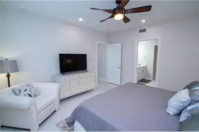 262 Indies Dr #101, Naples, FL 34114 - Photo 9