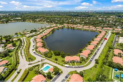 7754 Emerald Cir #T202, Naples, FL 34109 - Photo 3