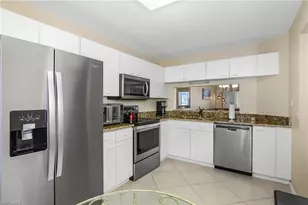7754 Emerald Cir, Naples, FL 34109 - Photo 19