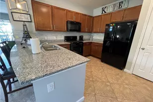 7631 Jacaranda Ln, Naples, FL 34114 - Photo 17