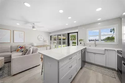 3200 Gulf Shore Blvd N #107, Naples, FL 34103 - Photo 7