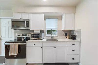3365 Estey Ave, Naples, FL 34104 - Photo 23