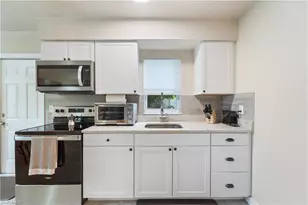 3365 Estey Ave, Naples, FL 34104 - Photo 23