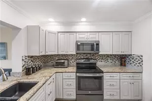 3195 Boca Ciega Dr, Naples, FL 34112 - Photo 9