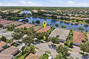 8433 Karina Ct, Naples, FL 34114 - Photo 31