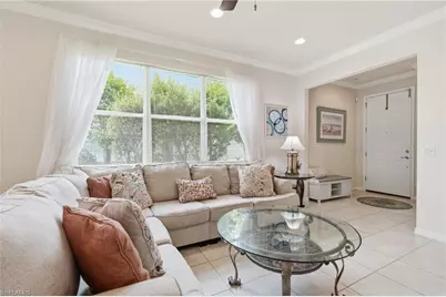 8433 Karina Ct, Naples, FL 34114 - Photo 7