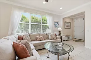 8433 Karina Ct, Naples, FL 34114 - Photo 7