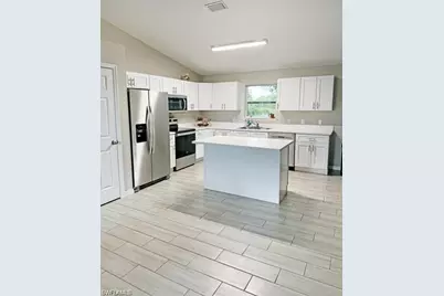 3902 16th St SW, Lehigh Acres, FL 33976 - Photo 7