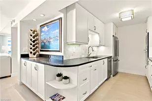 4001 Gulf Shore Blvd N, Naples, FL 34103 - Photo 11