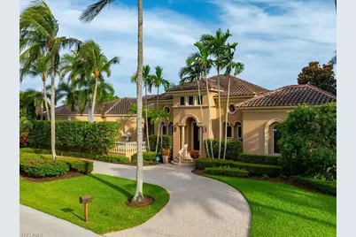 550 21st Ave S, Naples, FL 34102 - Photo 1