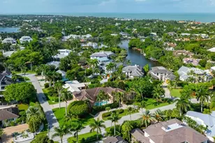 550 21st Ave S, Naples, FL 34102 - Photo 43