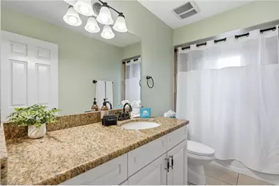 2548 River Reach Dr, Naples, FL 34104 - Photo 19