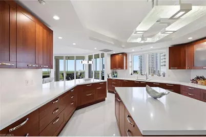 13675 Vanderbilt Dr #810, Naples, FL 34110 - Photo 11