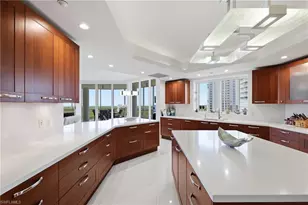 13675 Vanderbilt Dr, Naples, FL 34110 - Photo 11