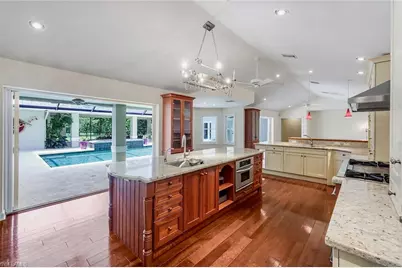 675 Murex Dr, Naples, FL 34102 - Photo 13