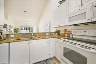 3505 Avion Woods Ct, Naples, FL 34104 - Photo 5