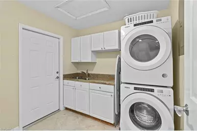 675 Harbour Dr, Naples, FL 34103 - Photo 25