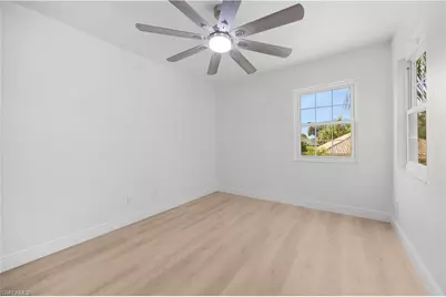 12960 Eagle Pointe Cir, Fort Myers, FL 33913 - Photo 19