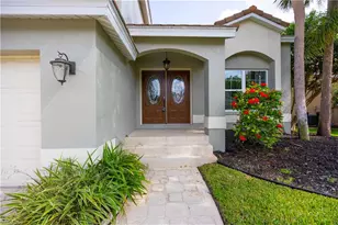 12960 Eagle Pointe Cir, Fort Myers, FL 33913 - Photo 3