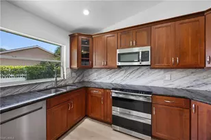 12960 Eagle Pointe Cir, Fort Myers, FL 33913 - Photo 5