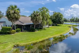 360 Edgemere Way N, Naples, FL 34105 - Photo 43