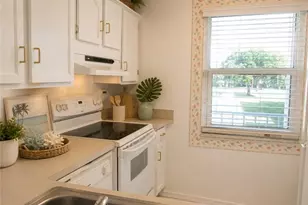 1624 Pine Valley Dr, Fort Myers, FL 33907 - Photo 15