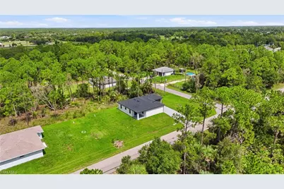 3601 55th St W, Lehigh Acres, FL 33971 - Photo 33